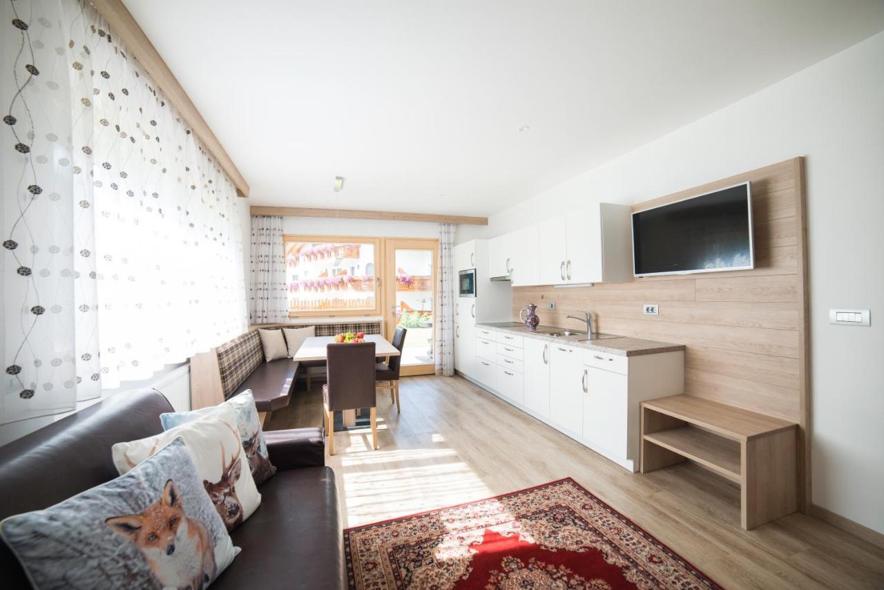Residence Ravisa Dolomites セルヴァ・ディ・ヴァル・ガルデーナ エクステリア 写真