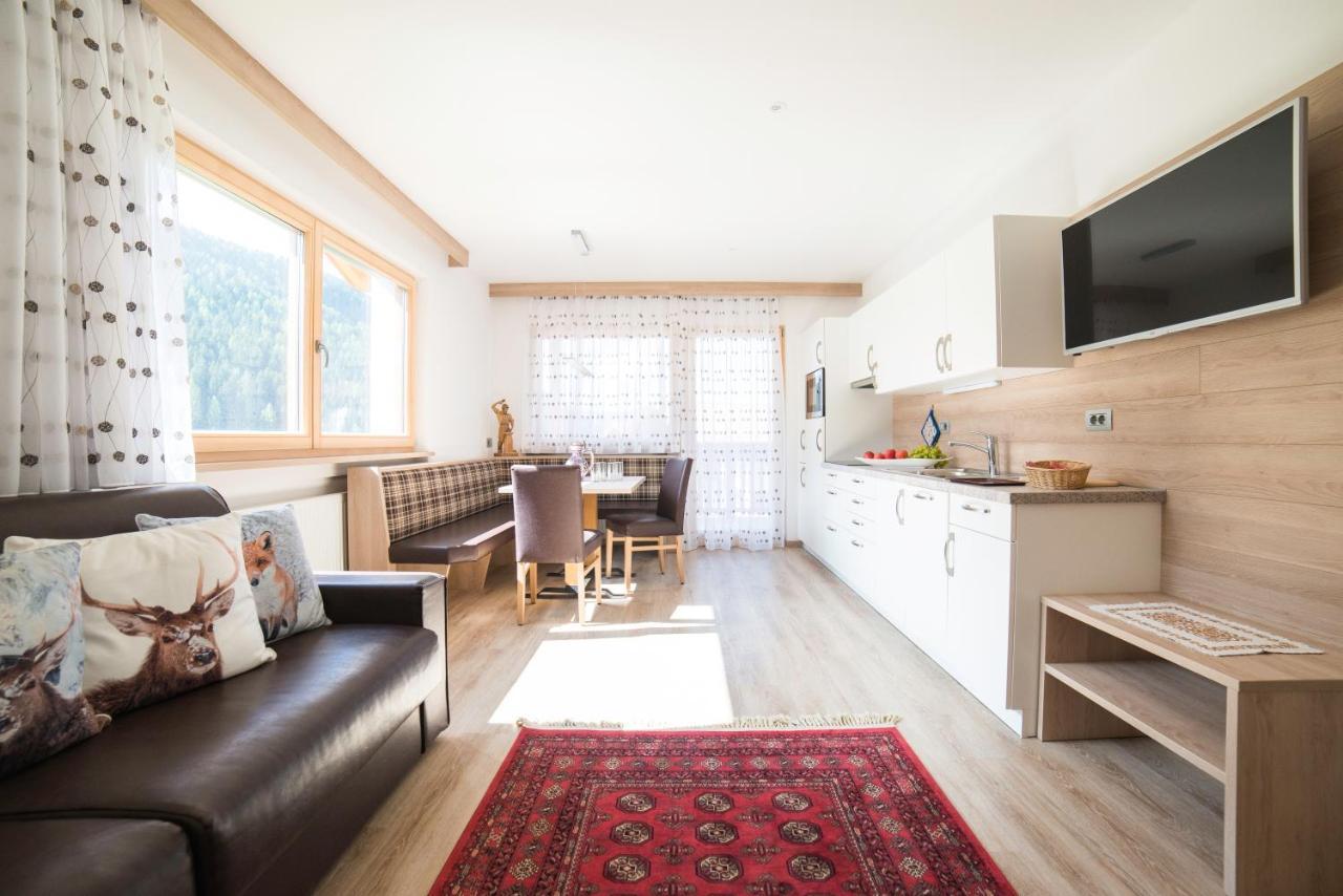 Residence Ravisa Dolomites セルヴァ・ディ・ヴァル・ガルデーナ エクステリア 写真